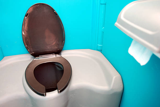 Best Portable restroom solutions  in Wellington, FL
