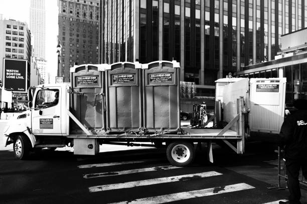 Portable Toilet Options We Offer in Wellington, FL